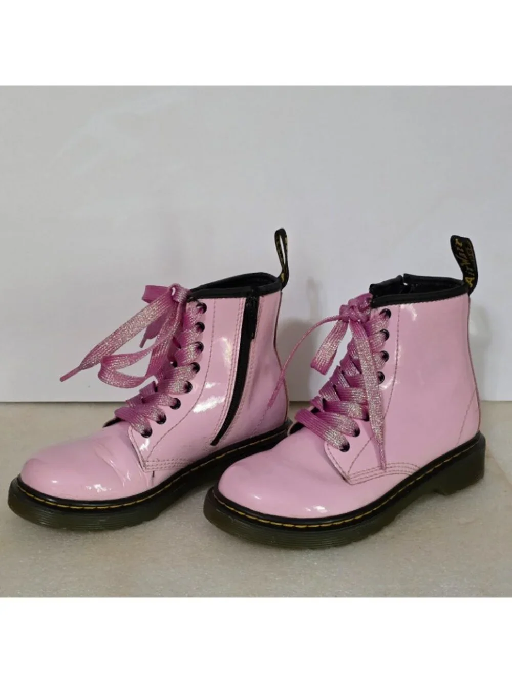 Doc Dr. Martens AirWair Light Pink Boots Girls Youth Size US 13 1460 J Glitter